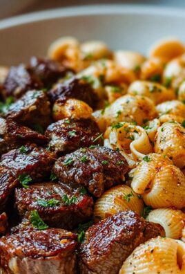 Cajun Rinderhappen & Käse-Knoblauch-Nudeln aus der Pfanne