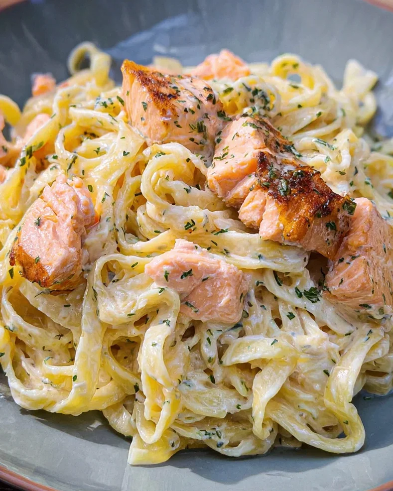 Pasta mit Lachs und Sahnesoße – Schritt 2